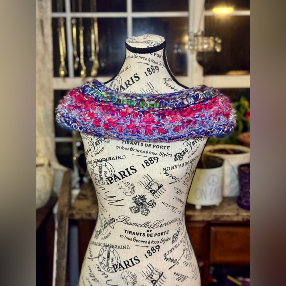 Hand Crafted Multicolor Knit Wrap - Picture 4 of 14